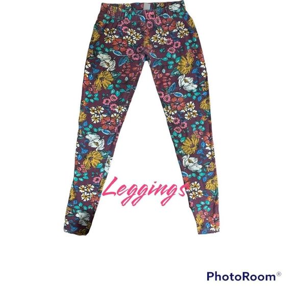 Boho style leggings. Super soft stretchy and comfy perfect for any occasion. S/M - Picture 1 of 1